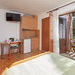 Apartment Limun - Ivo I Dragica Simic - Makarska