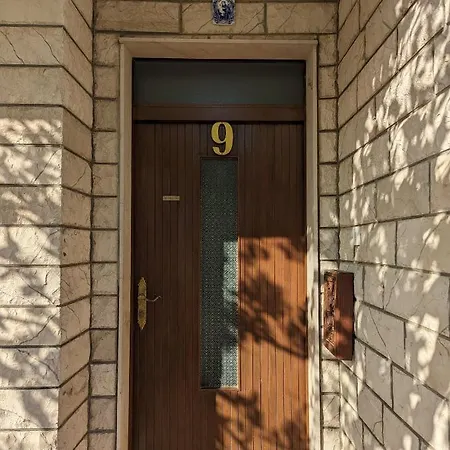 Apartman Limun - Ivo I Dragica Simic - *