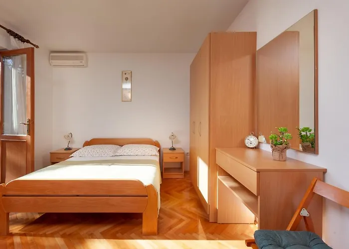 Limun - Ivo I Dragica Simic - Makarska